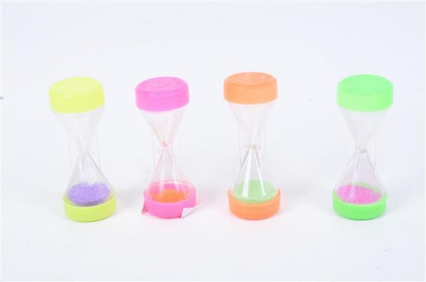 021986 PEŠČANI SAT 1