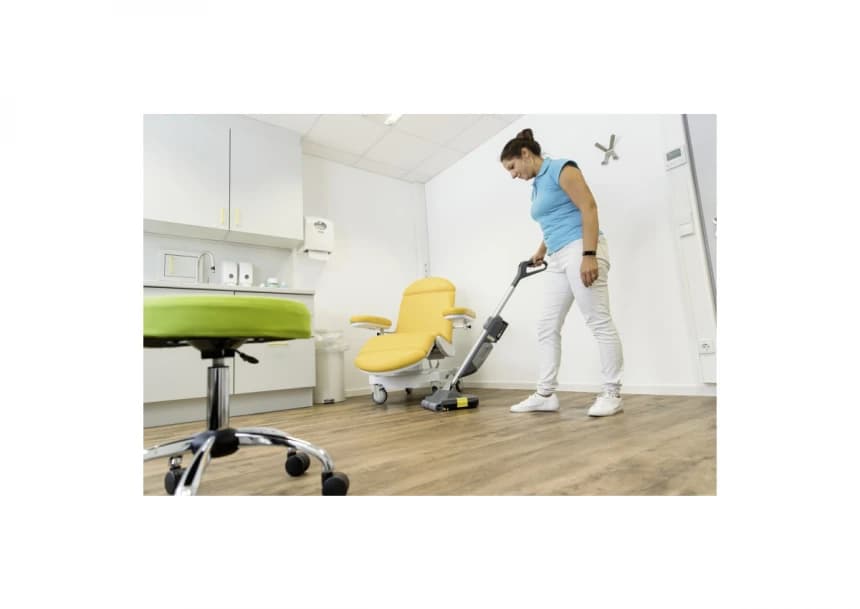 Karcher BR 30/1 C BP PACK - Mašina za održavanje i dezinfekciju podova 1.783-050.0 4