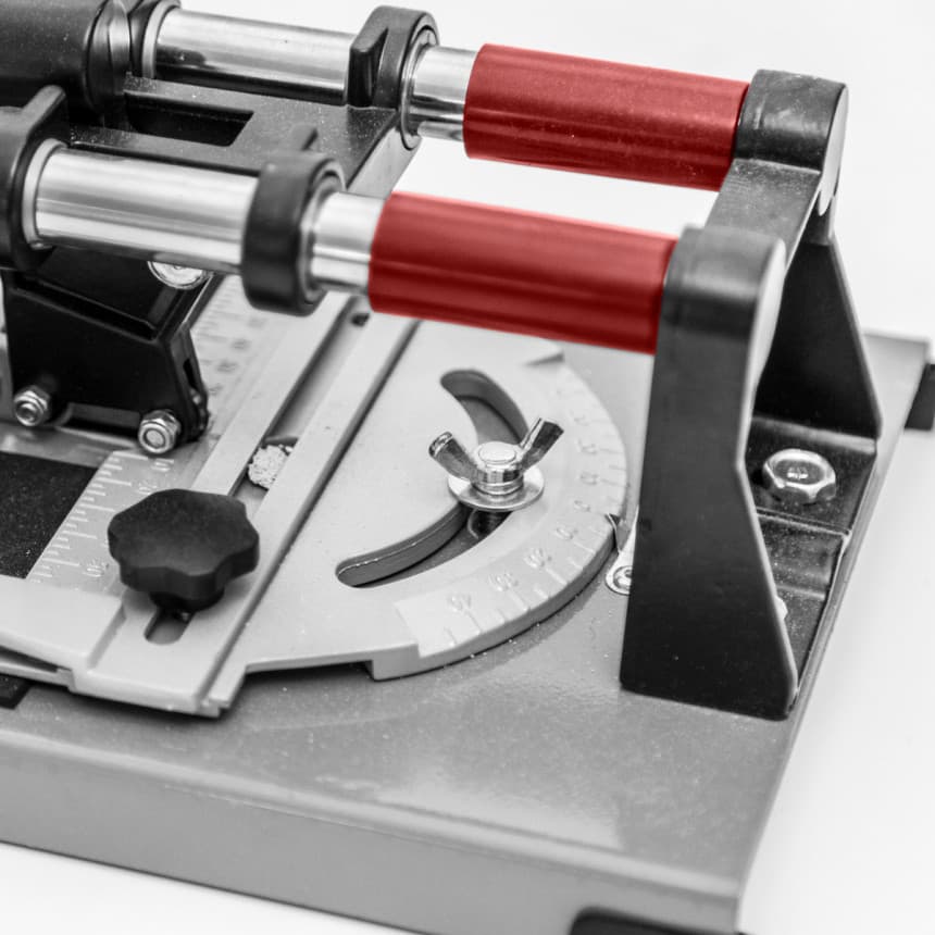 Mašina za sečenje pločica 11