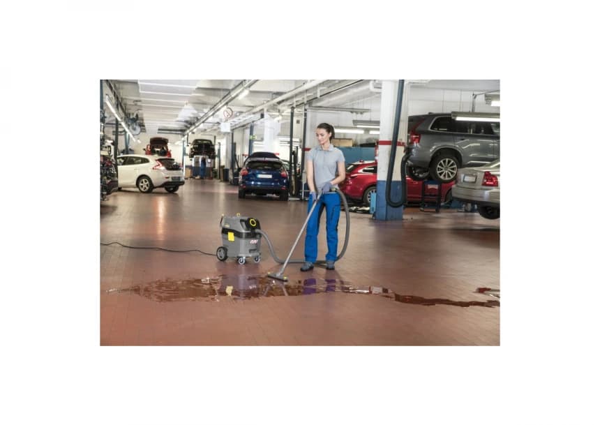 Karcher NT 30/1 TACT L - Usisivač za suvo i mokro usisavanje 1.148-201.0 7