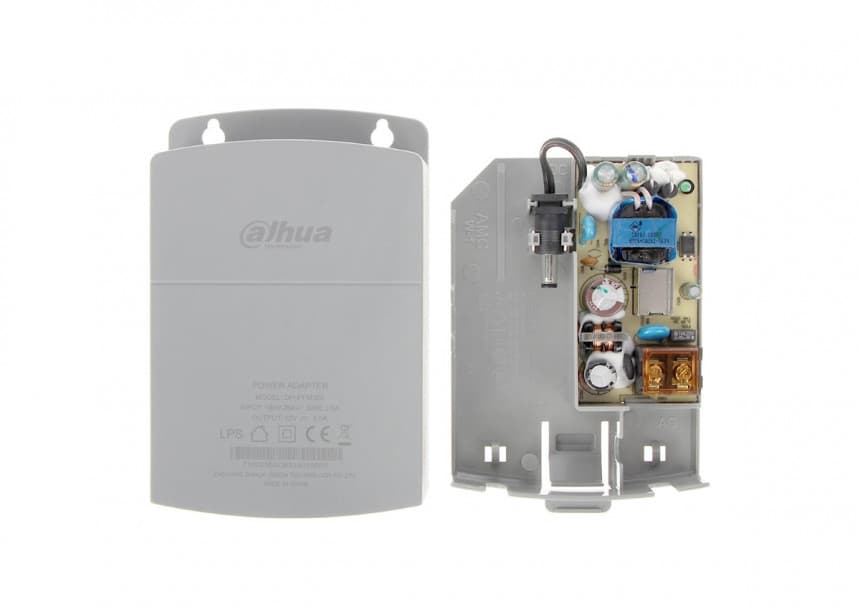 PFM300 Power Adapter 3