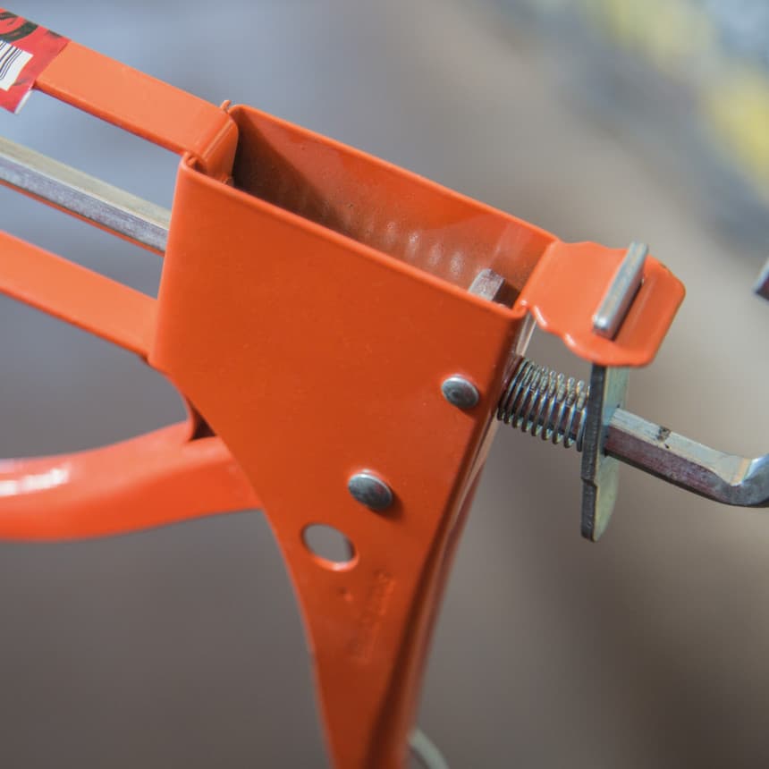 Pištolj za silikon Sceleton 2