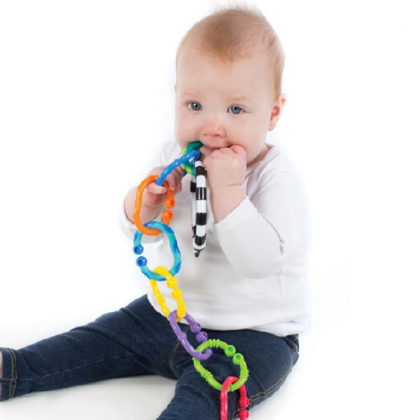 PLAYGRO ZVEČKA U OBLIKU ZEBRE SA KARIKAMA 2