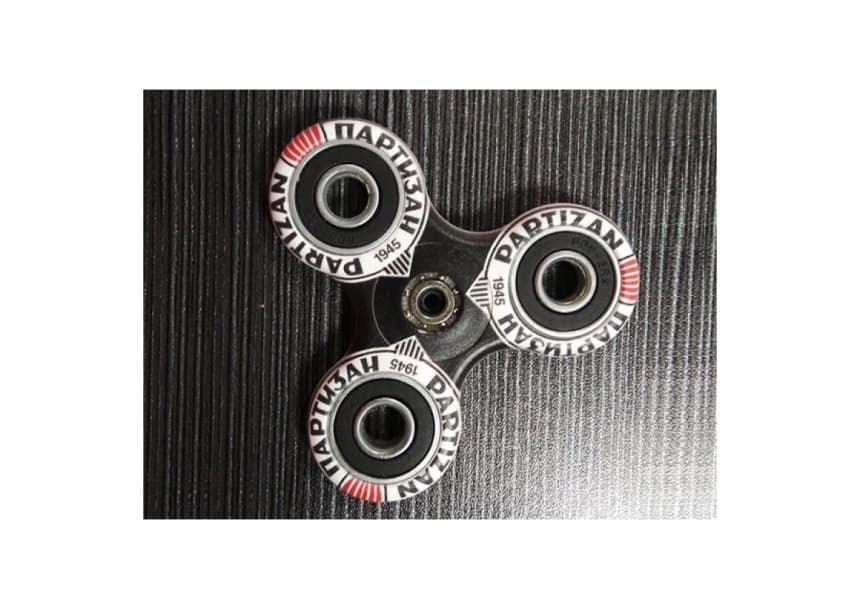 Spinner Partizan 4