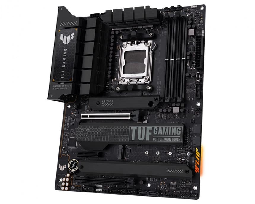 TUF GAMING X670E-PLUS 1