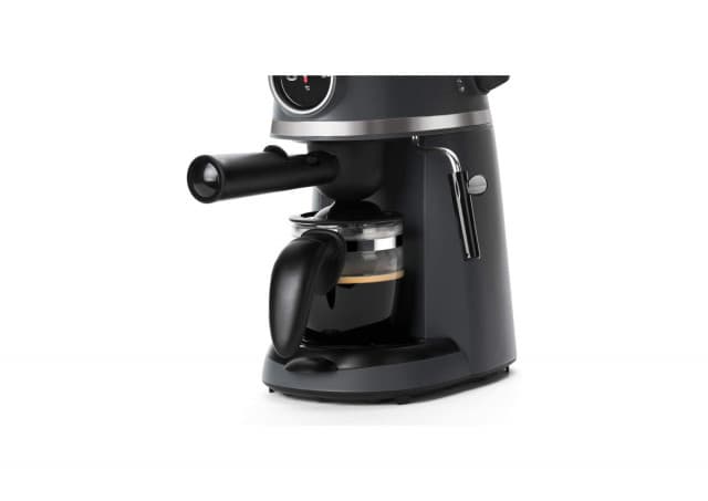 Black & Decker aparat za espresso BXCO800E