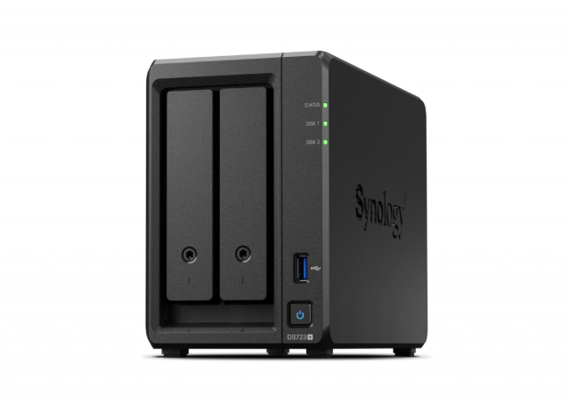 NAS Synology DS723+ - 2 x 3.5 " SATA HDD/SSD, 2 x M.2 2280 NVMe, AMD Ryzen R1600 2C/4T, max. 3.1 GHz, 2 GB DDR4 ECC SODIMM, 2 x 1 GbE RJ-45, 1 x USB 3.2, 1 x eSATA, 1.51 kg