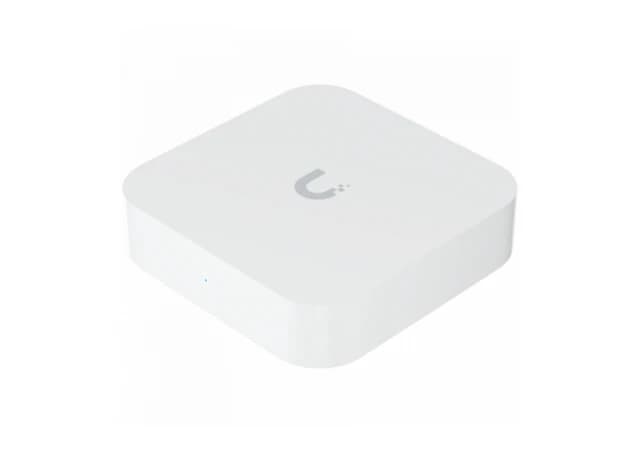 UBIQUITI Gateway Lite; Up to 10x routing performance increase over USG; Managed with a CloudKey, Official UniFi Hosting, or UniFi Network Server; (1) GbE WAN port; (1) GbE LAN port; Compact footprint; USB-C powered (adapter included); Managed with UniFi Network 8.0.7 and later.