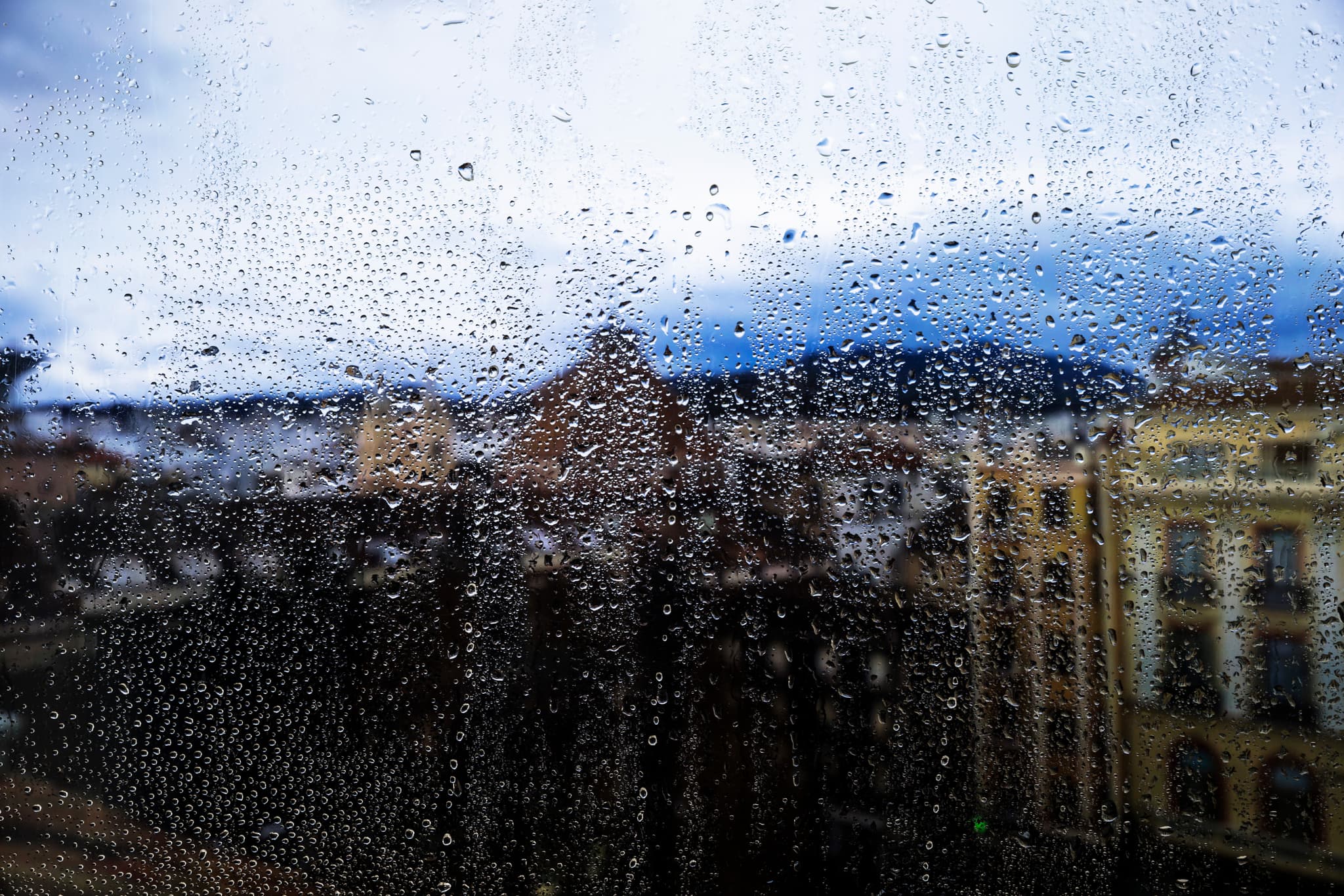 rain-effect-urban-background.jpg