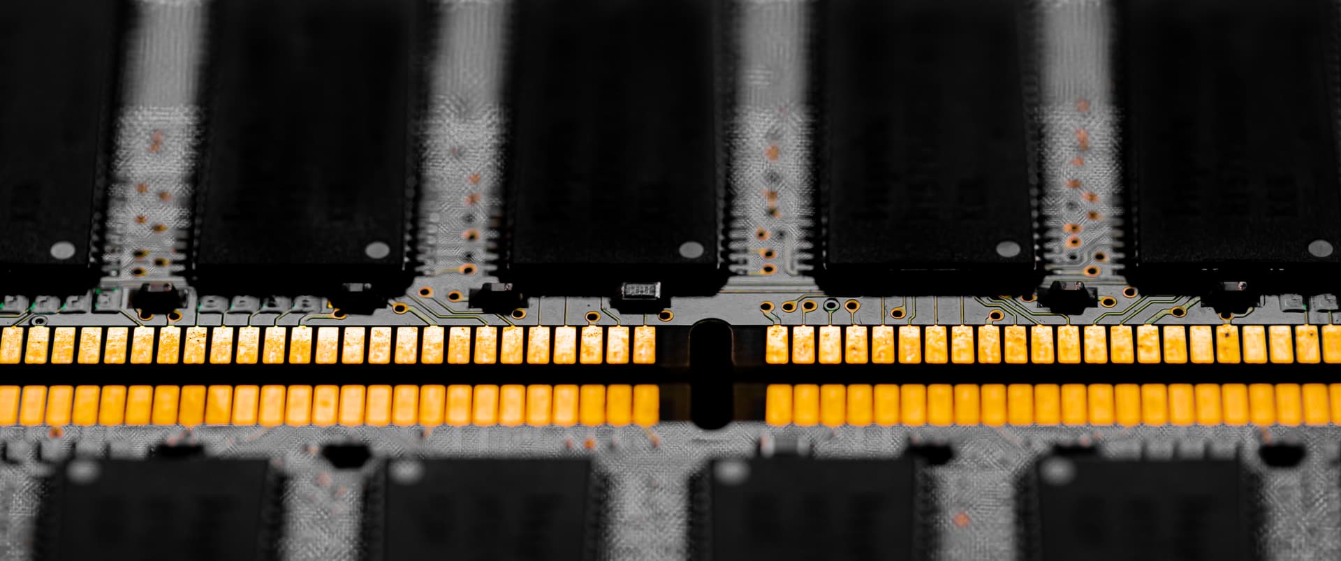 macro-close-up-of-computer-ram-chip-and-motherboar-2025-02-11-21-27-05-utc.jpg
